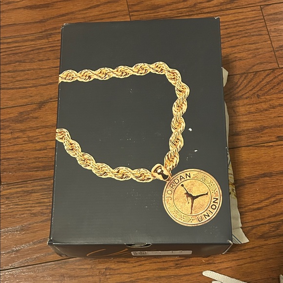 Nike Air Jordan White Sneakers. AJKO with exchangeable swooshes. Stock X verifie - Picture 6 of 6